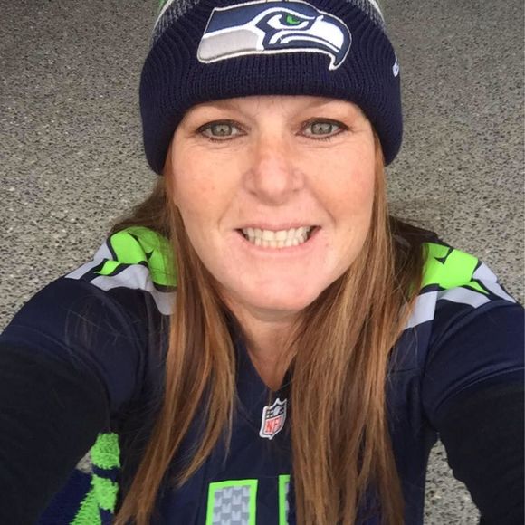 Meet your Posher, Sara - Picture 1 of 1